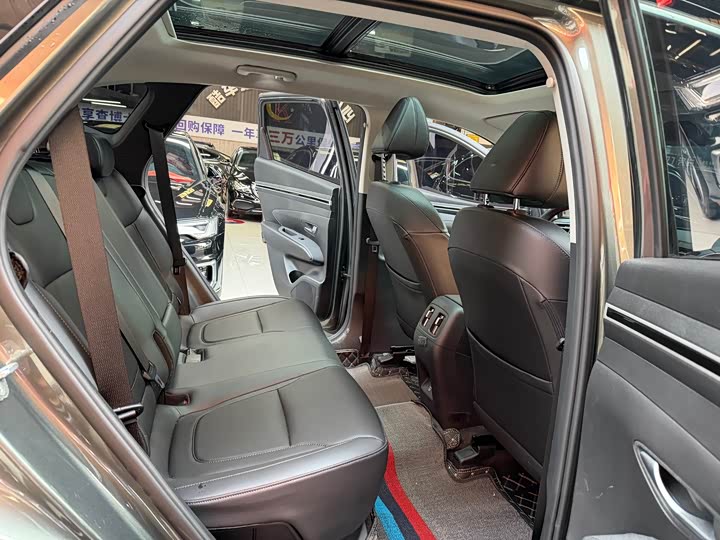 Фото 17 - Hyundai Tucson L