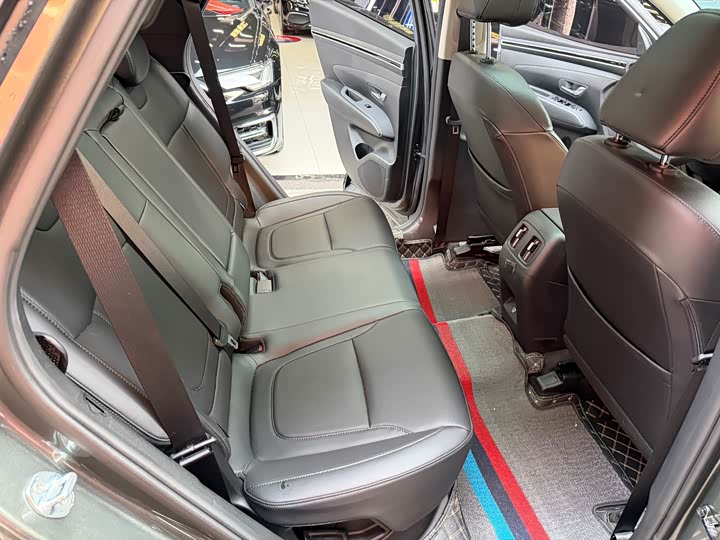 Фото 18 - Hyundai Tucson L