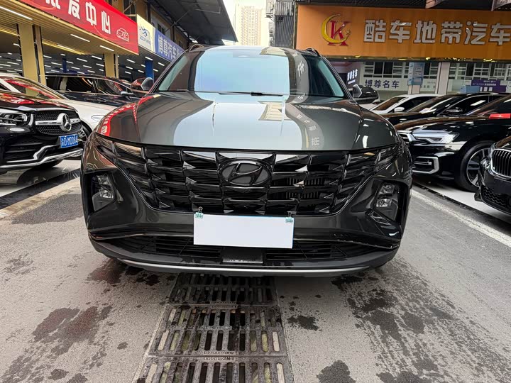 Фото 2 - Hyundai Tucson L