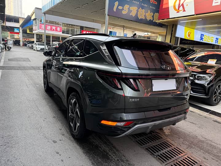 Фото 6 - Hyundai Tucson L