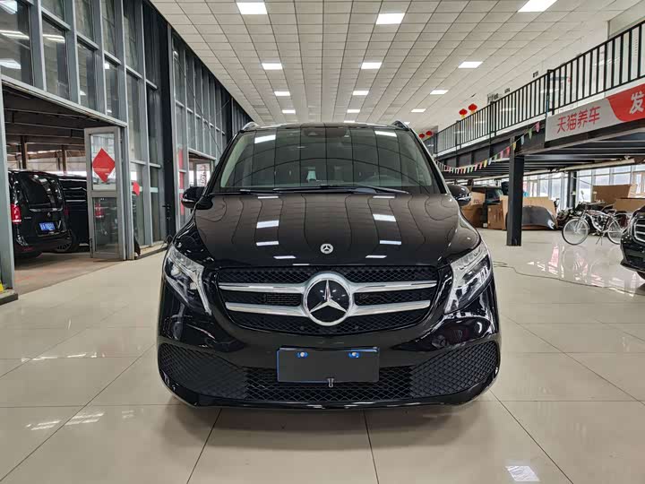 Фото 2 - Mercedes-Benz V-Class