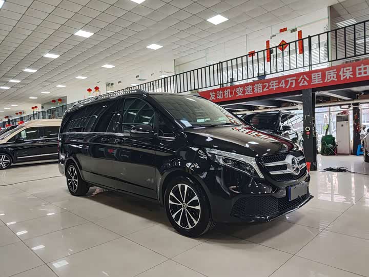 Фото 3 - Mercedes-Benz V-Class