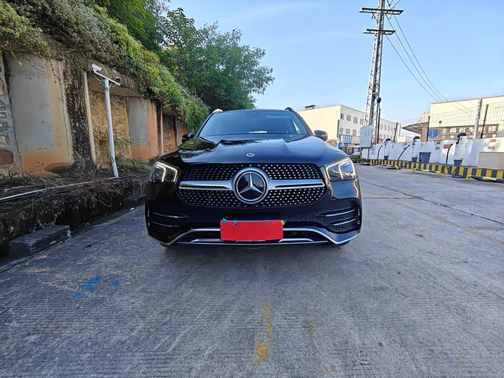 Фото 2 - Mercedes-Benz GLE-Class