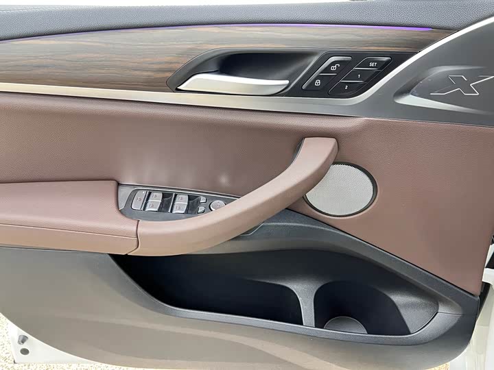 Фото 12 - BMW X3