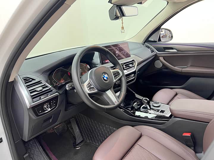 Фото 16 - BMW X3