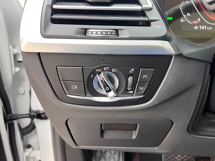 Фото 34 - BMW X3