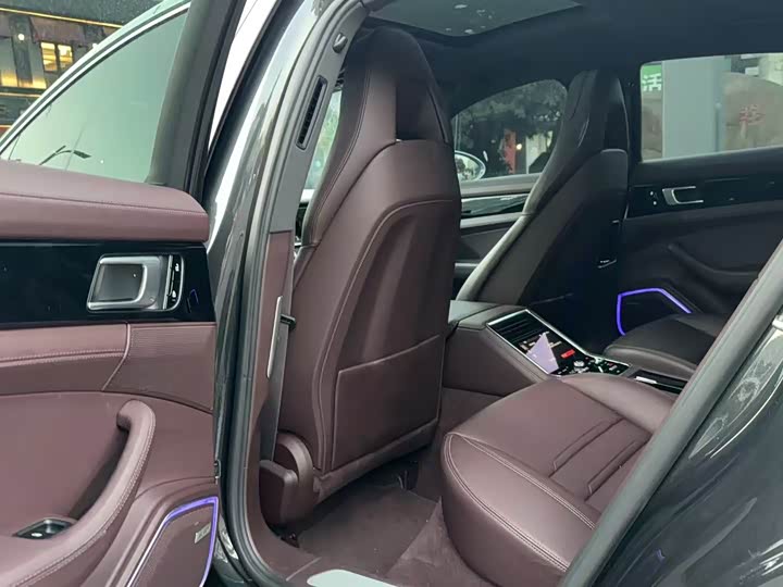 Фото 5 - Porsche Panamera