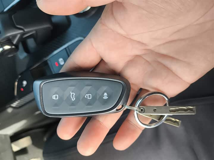 Фото 9 - Haval Raptor Hybrid