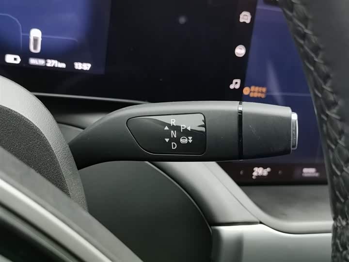 Фото 13 - XPeng P7