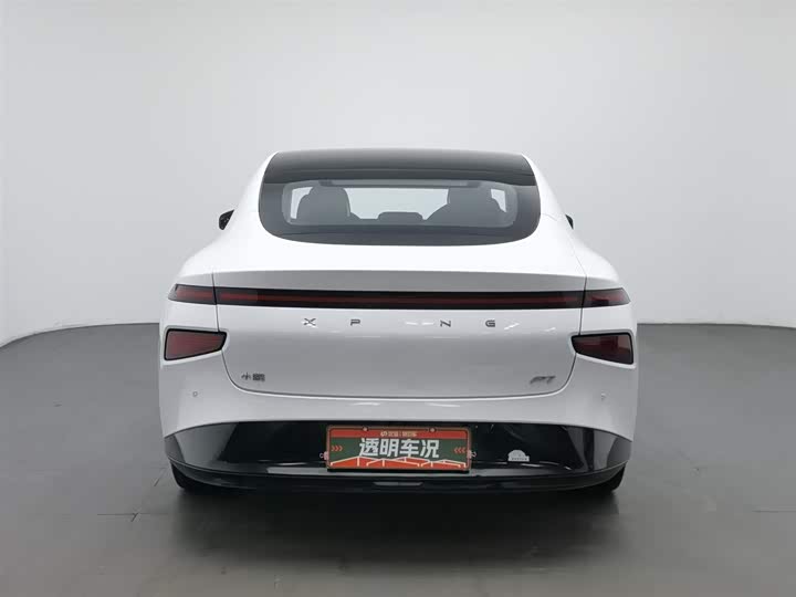 Фото 4 - XPeng P7