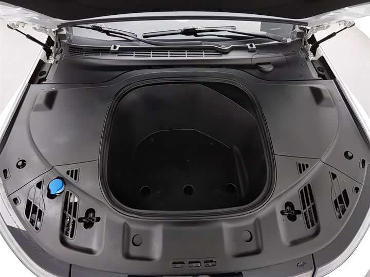 Фото 6 - XPeng P7