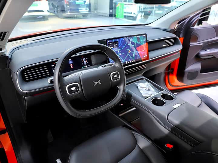 Фото 14 - XPeng G6