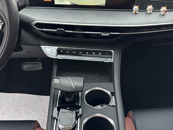 Фото 16 - Changan Eado Plus