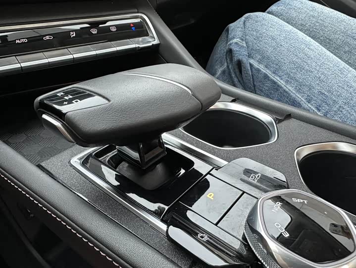 Фото 17 - Changan Eado Plus