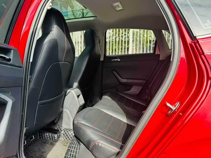 Фото 6 - Volkswagen Polo