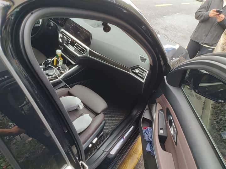 Фото 20 - BMW 3 Series