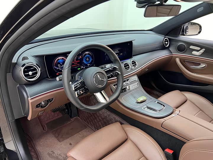 Фото 10 - Mercedes-Benz E-Class Hybrid