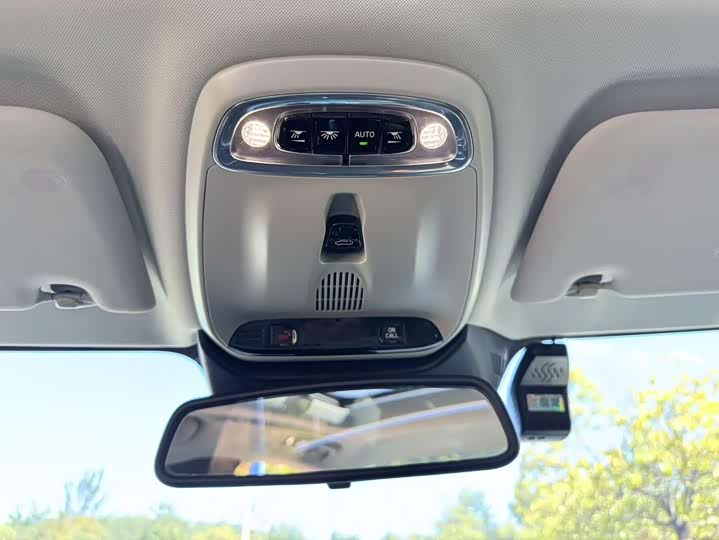 Фото 22 - Volvo S60