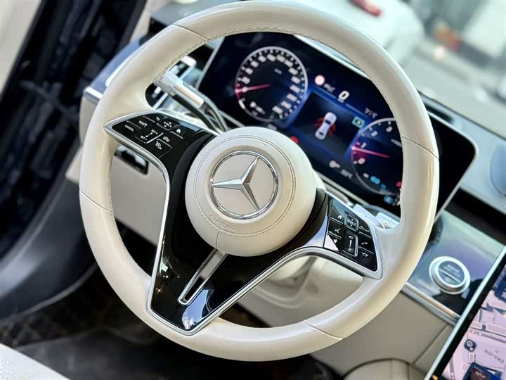 Фото 6 - Mercedes-Benz S-Class