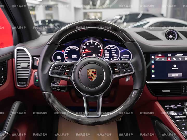 Фото 14 - Porsche Cayenne