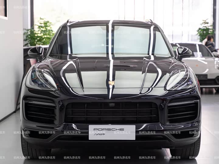 Фото 2 - Porsche Cayenne