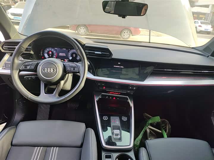 Фото 10 - Audi A3