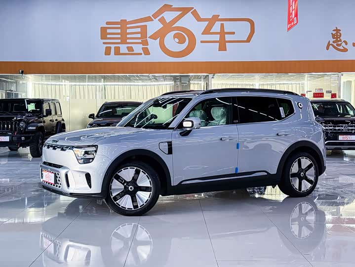 Фото 1 - Smart #5