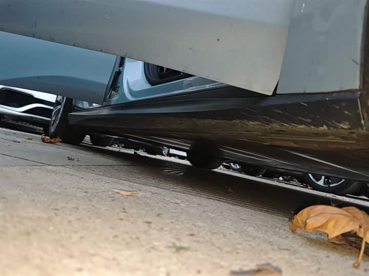 Фото 21 - Nio ET5T