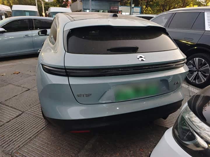 Фото 6 - Nio ET5T