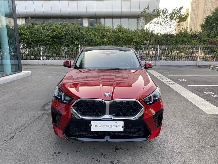 Фото 2 - BMW X2