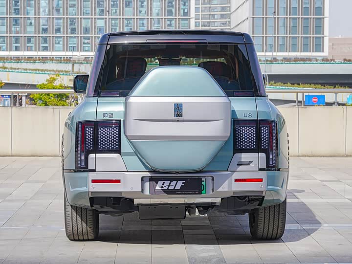 Фото 4 - BYD Yangwang U8