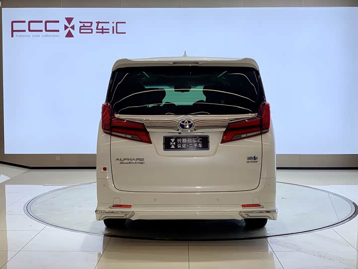 Фото 6 - Toyota Alphard