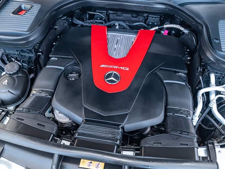 Фото 21 - Mercedes-Benz GLC-Class AMG