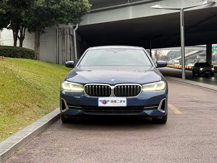 Фото 2 - BMW 5 Series
