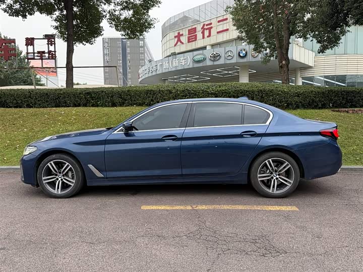 Фото 3 - BMW 5 Series