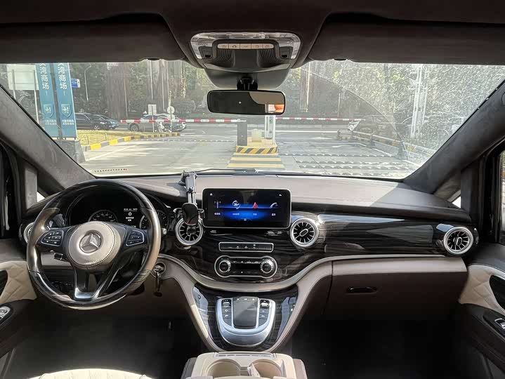 Фото 10 - Mercedes-Benz Vito