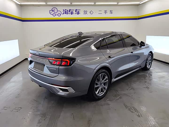 Фото 3 - Ford Mondeo