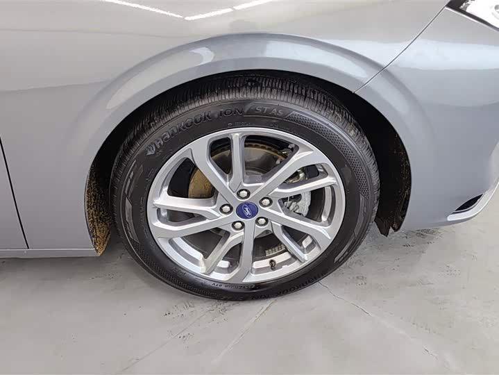 Фото 6 - Ford Mondeo