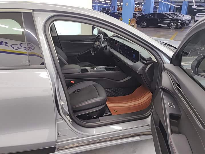 Фото 8 - Ford Mondeo