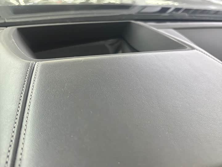 Фото 6 - BMW 8 Series