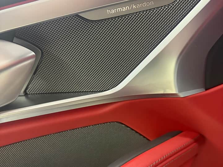 Фото 7 - BMW 8 Series