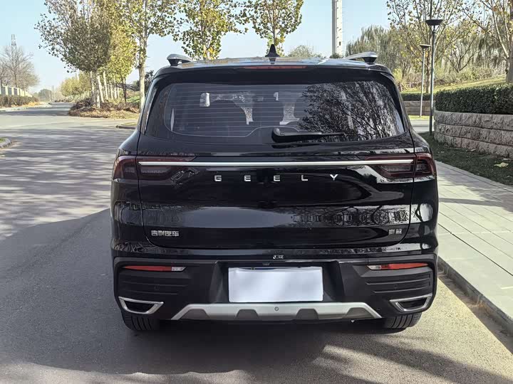 Фото 5 - Geely Okavango