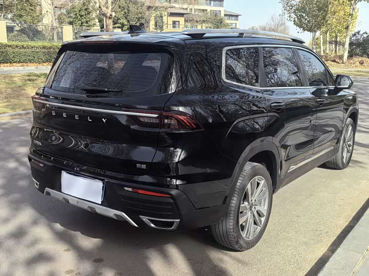 Фото 6 - Geely Okavango