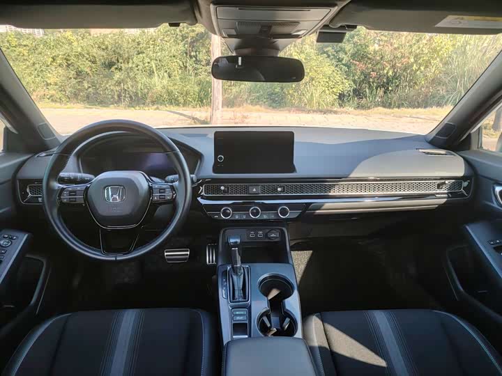 Фото 7 - Honda Civic