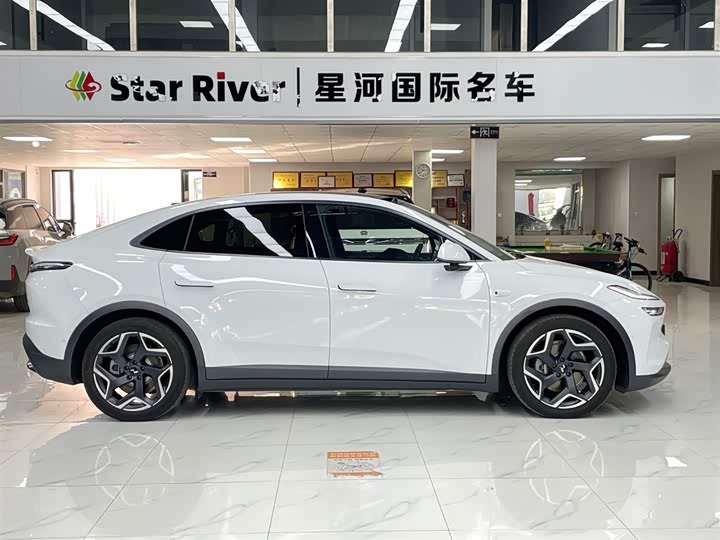 Фото 4 - Nio Onvo L60