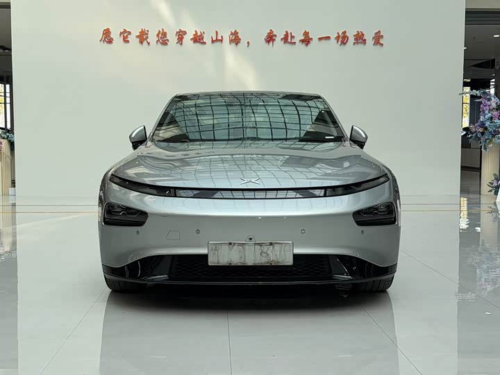 Фото 2 - XPeng P7