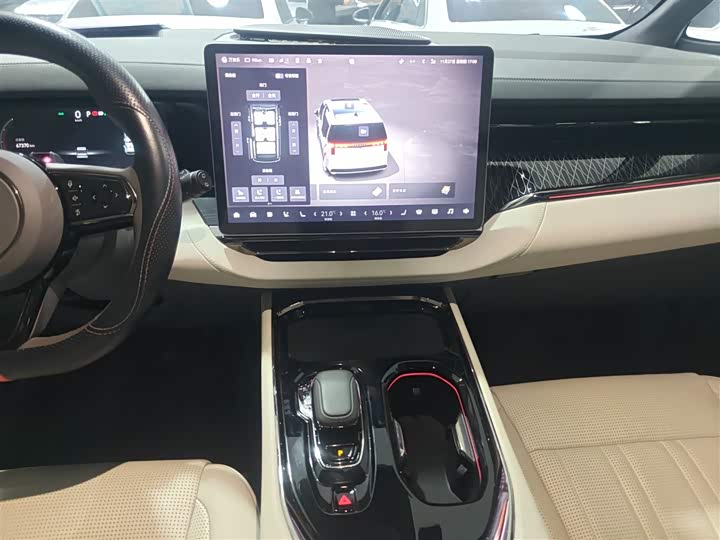 Фото 13 - Zeekr 009