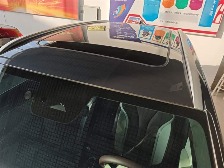 Фото 27 - Geely Monjaro