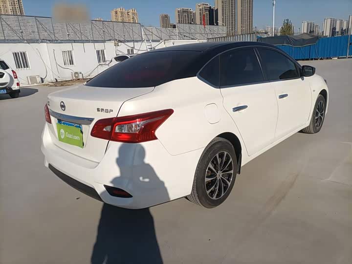 Фото 7 - Nissan Sylphy