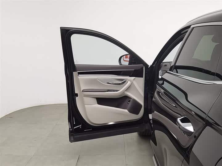 Фото 8 - BYD Song Plus Hybrid/EV